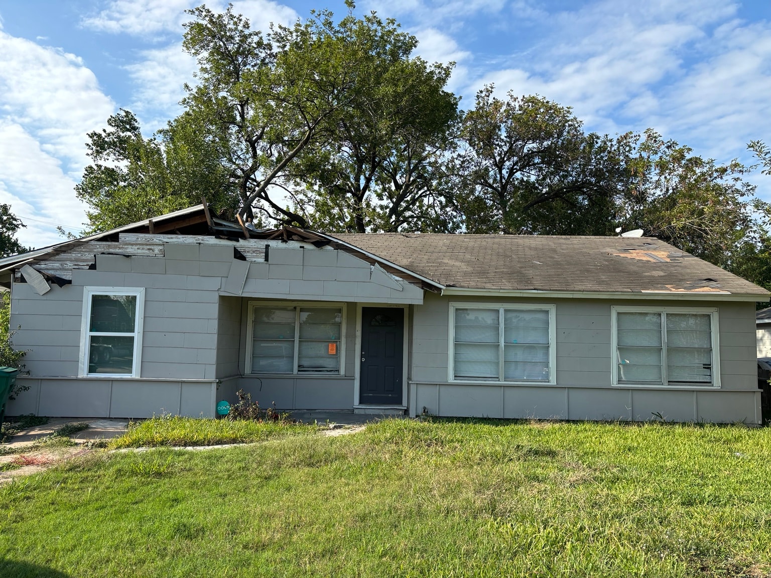 Exterior damage repair project