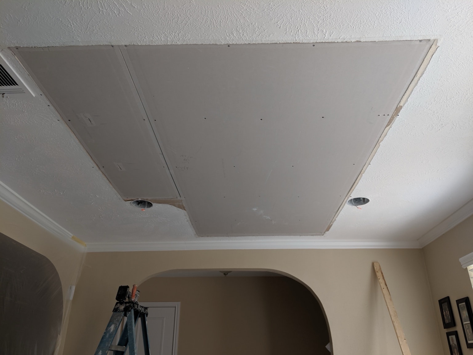 Ceiling texture and paint — finished result